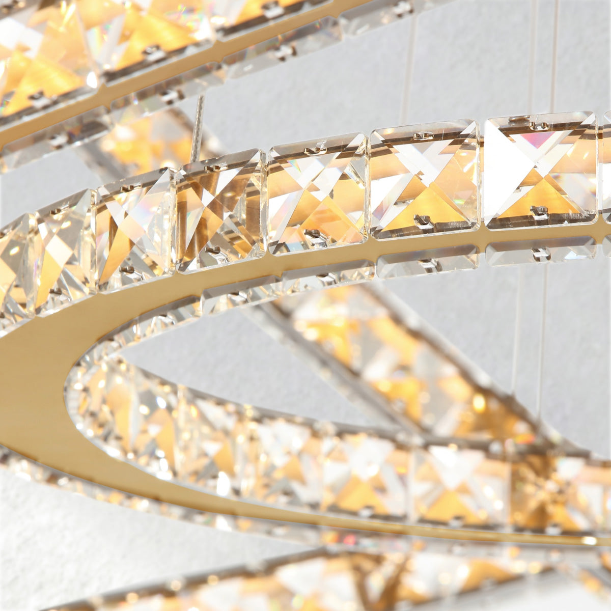 Levitation Carey Lumevia 3-Round Chandelier