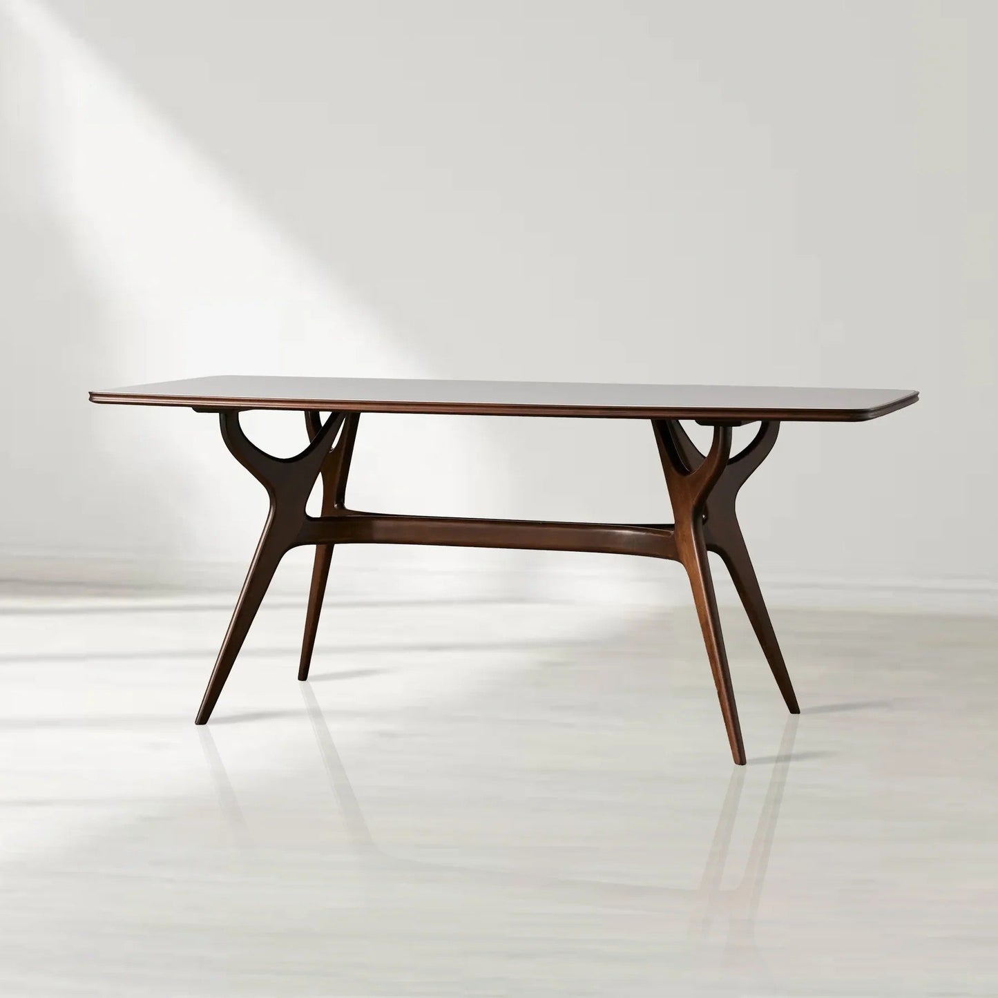 Amra Dining Table