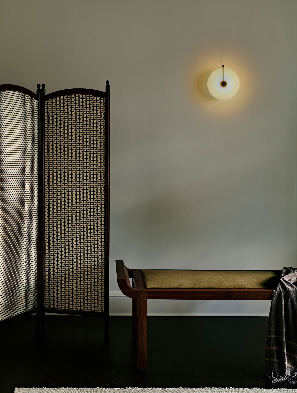 Antonia Slim Alabaster Wall Sconce