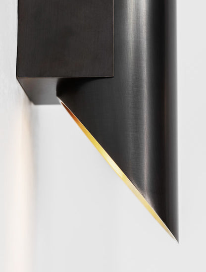 Brio Voyager Sconce