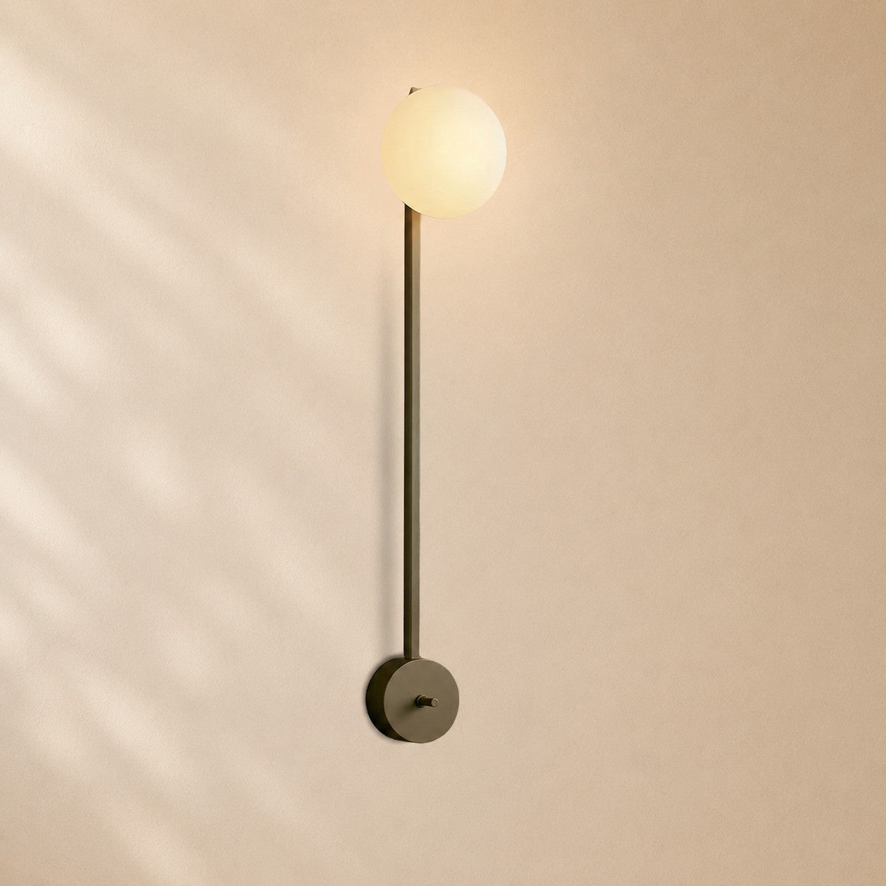 Conra Grand Sconce